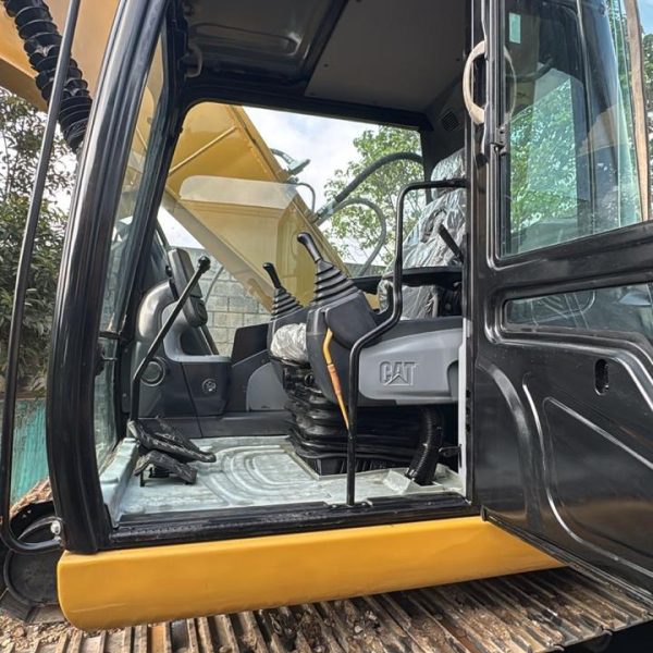 Imagen de WhatsApp 2025-11-18 a las 18.10.48_79350727